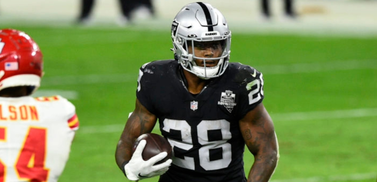 Steelers at Raiders: Live Odds and Best Bets for SNF