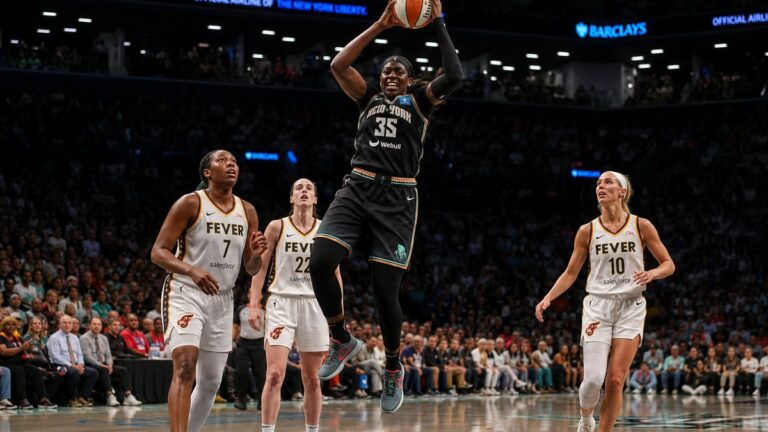 Jonquel Jones grabbing a rebound for the New York Liberty during the WNBA semifinals